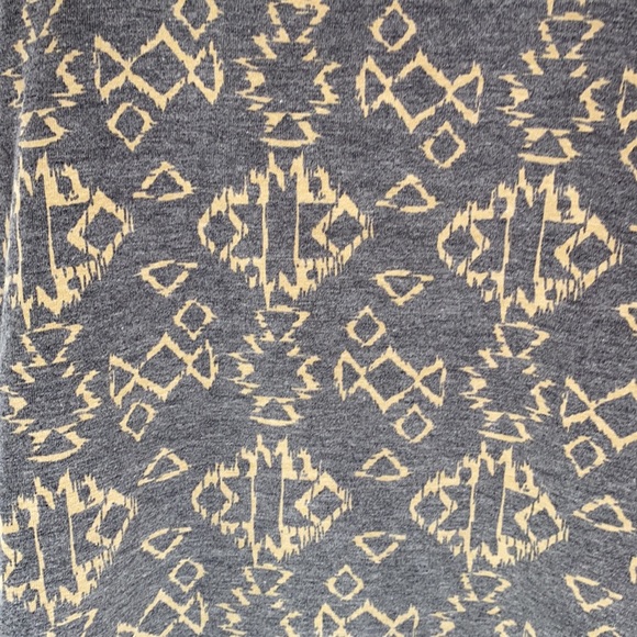 • Lularoe Irma Top • - Picture 4 of 6